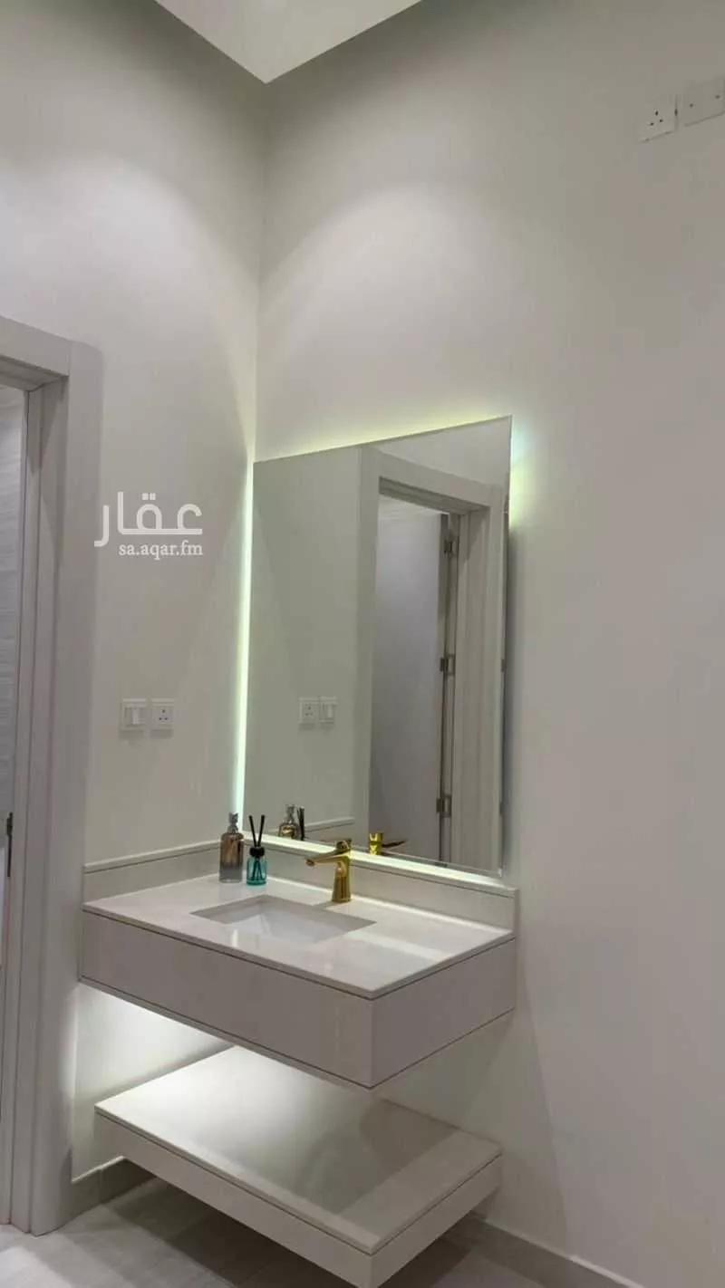 دور 5 غرف في النرجس 18