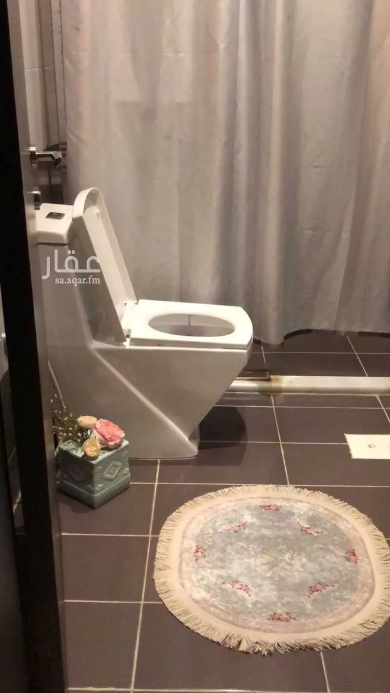 شقة 6 غرف في النسيم 8