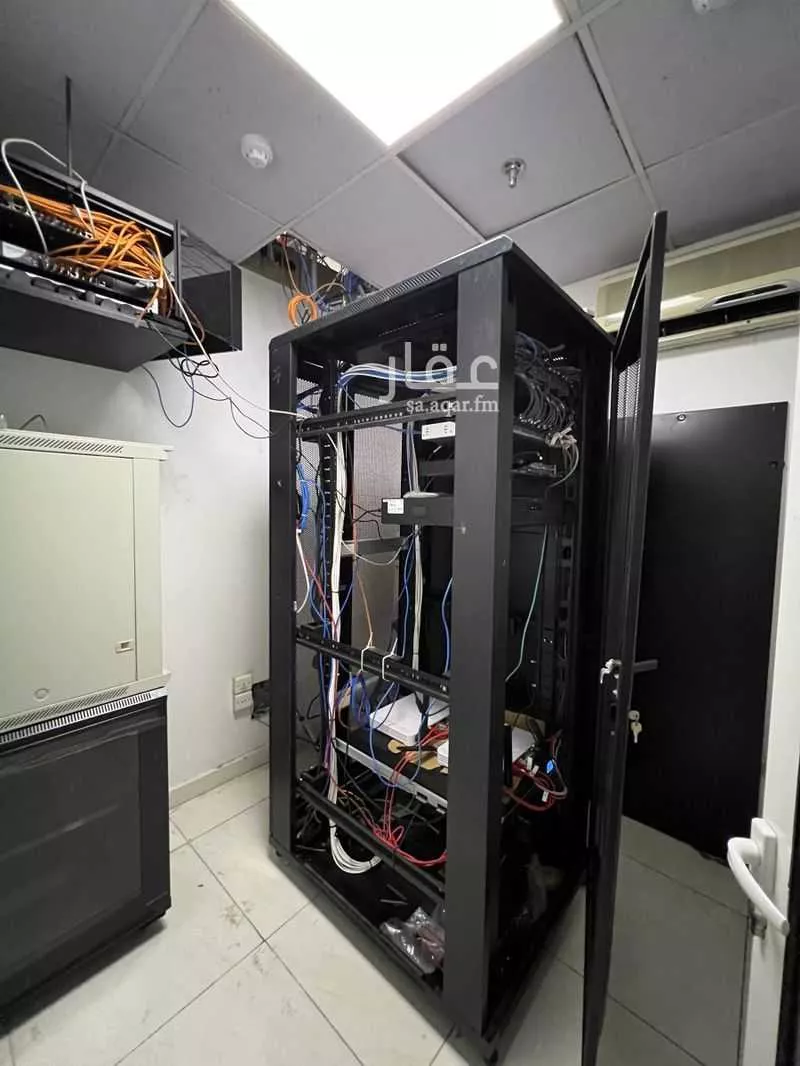 مستودع 5687 م² في الريان 6