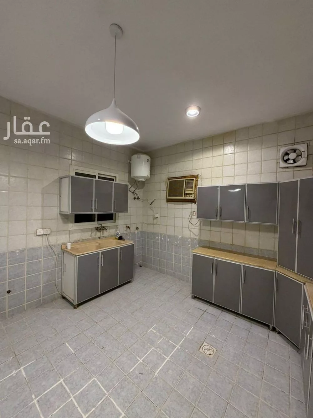 3 bedroom floor in Qurtubah 10