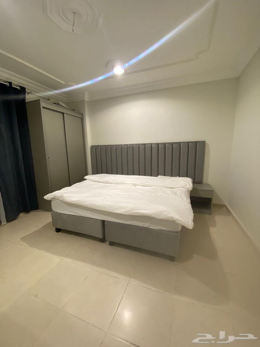 شقة 2 غرف في النزهة 6