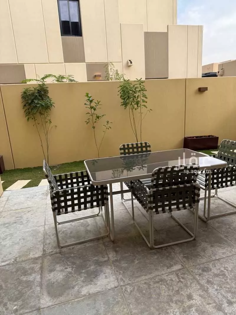 فيلا 4 غرف في سدرة 2