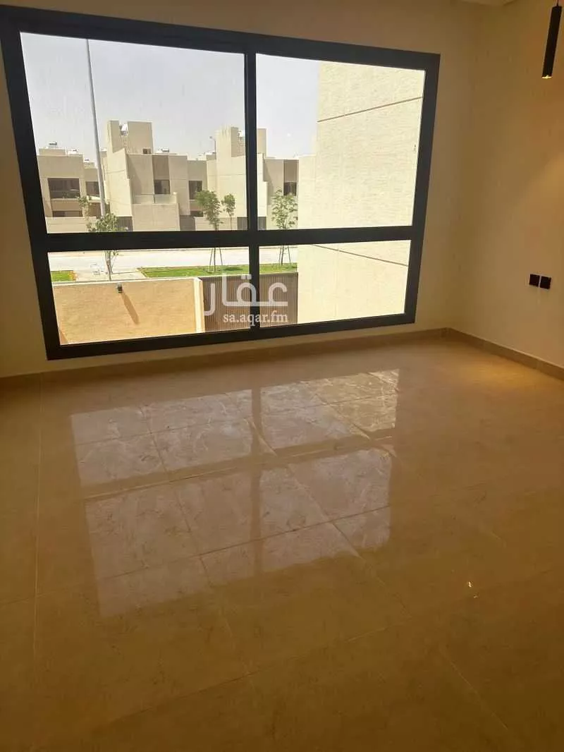 فيلا 5 غرف في العارض 12