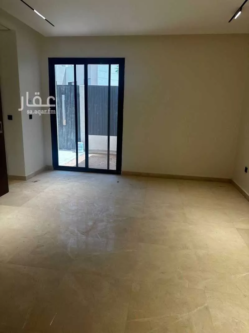 فيلا 5 غرف في العارض 5