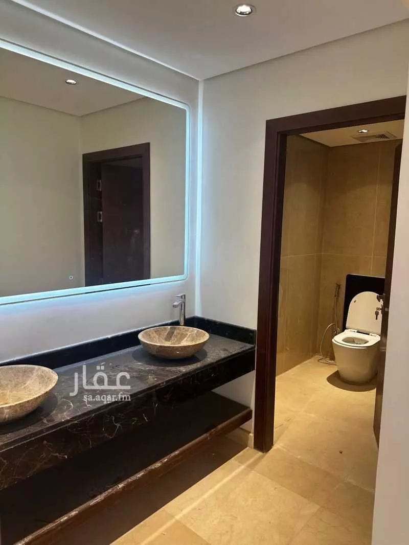 فيلا 5 غرف في العارض 7