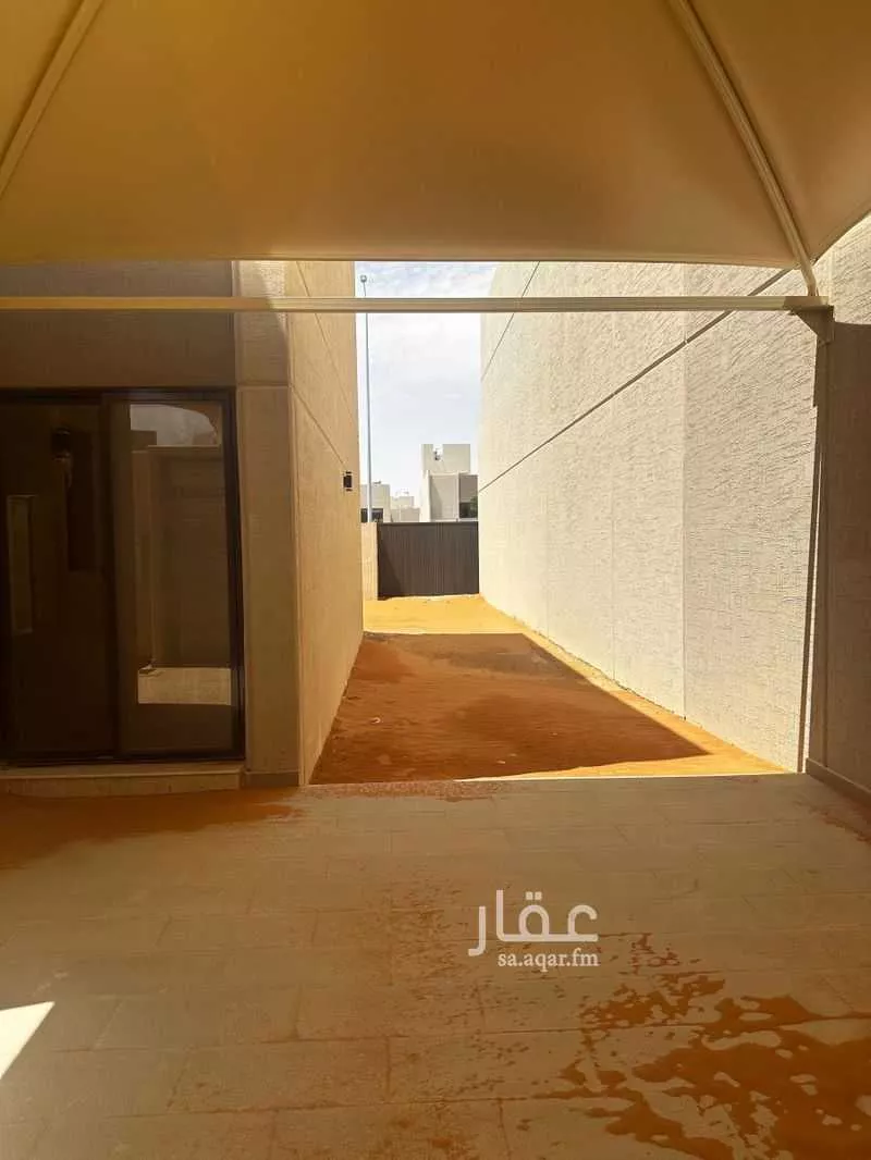 فيلا 5 غرف في العارض 9