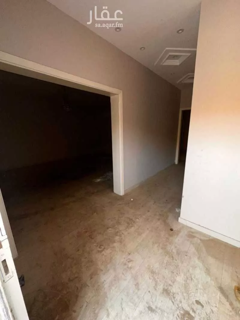 6 bedroom villa in Al Hamdaniyah 5