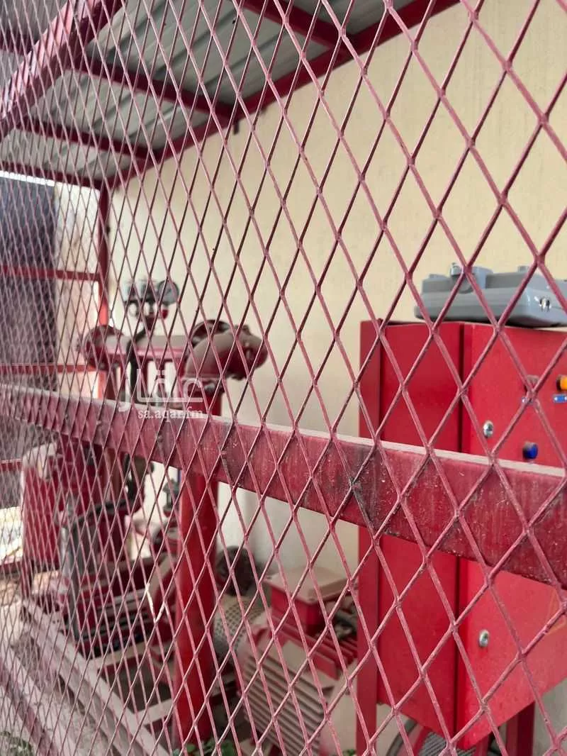 عمارة 1750 م² في السعادة 4