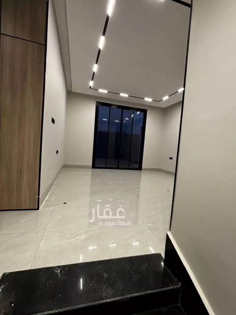 7 bedroom villa in Al Maizilah 12