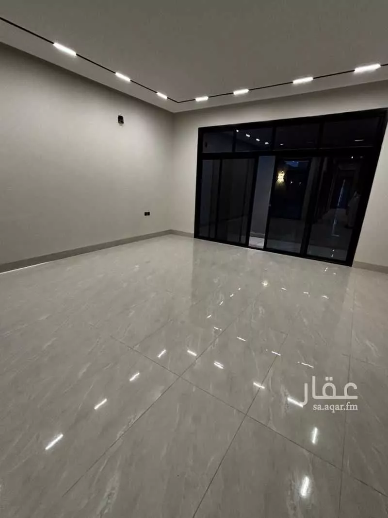 7 bedroom villa in Al Maizilah 14