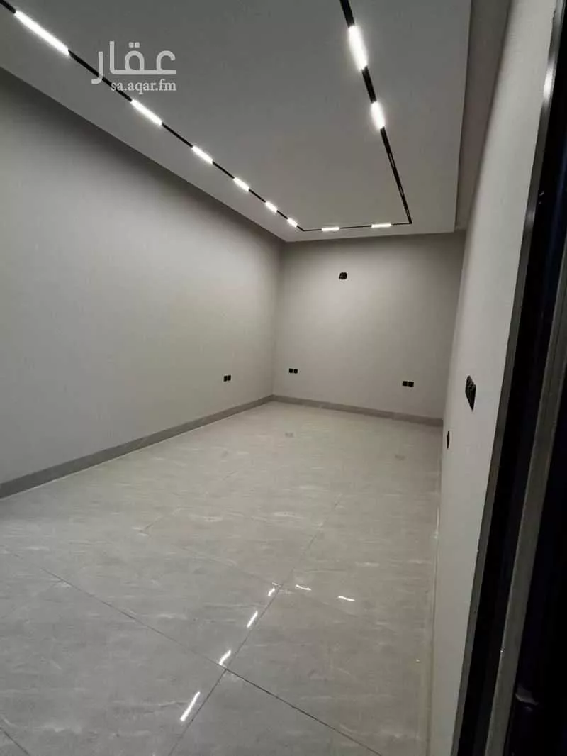 7 bedroom villa in Al Maizilah 16