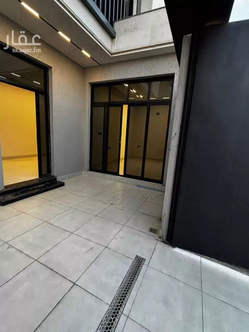 7 bedroom villa in Al Maizilah 18