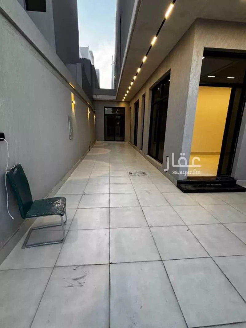 7 bedroom villa in Al Maizilah 19