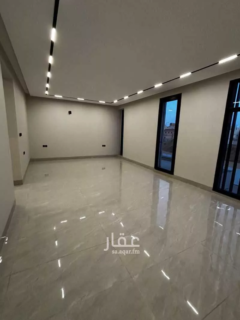 7 bedroom villa in Al Maizilah 3