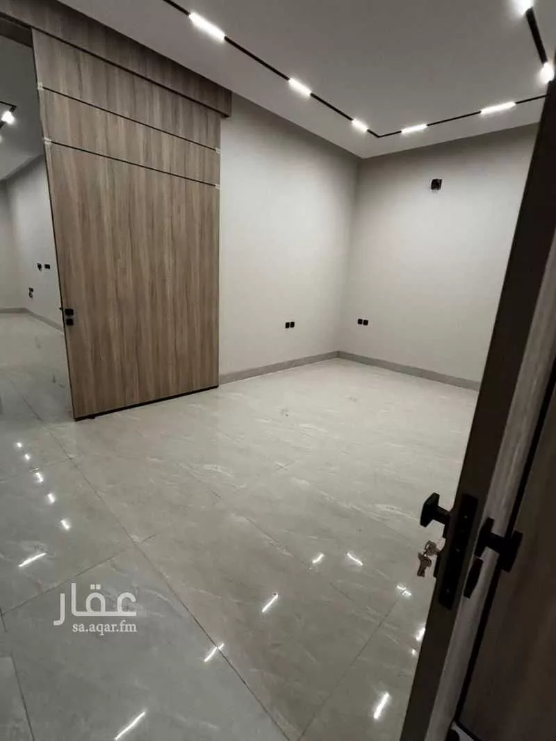 7 bedroom villa in Al Maizilah 10