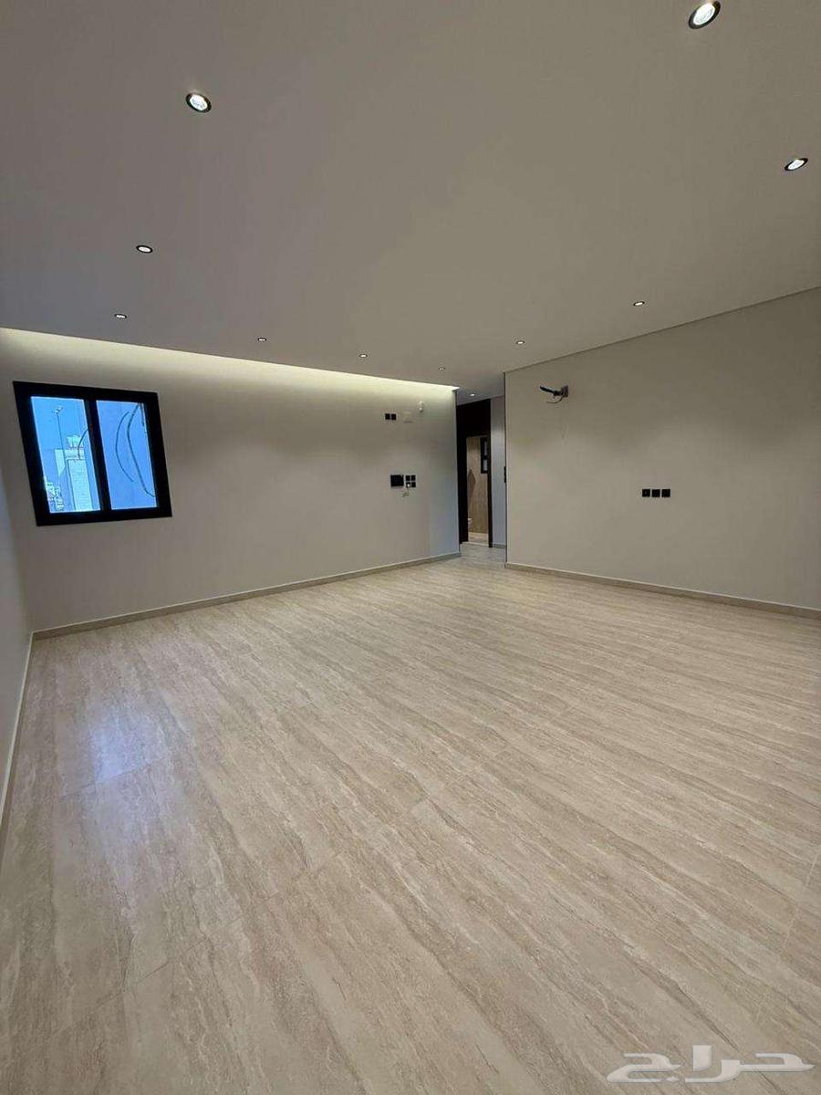 شقة 5 غرف في السكب 4