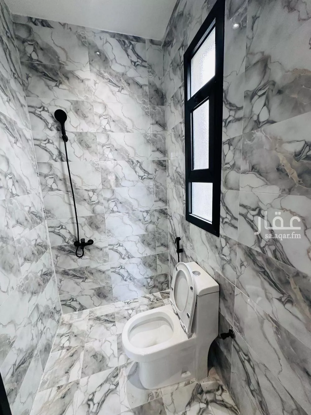 فيلا 6 غرف في اللؤلؤ 11