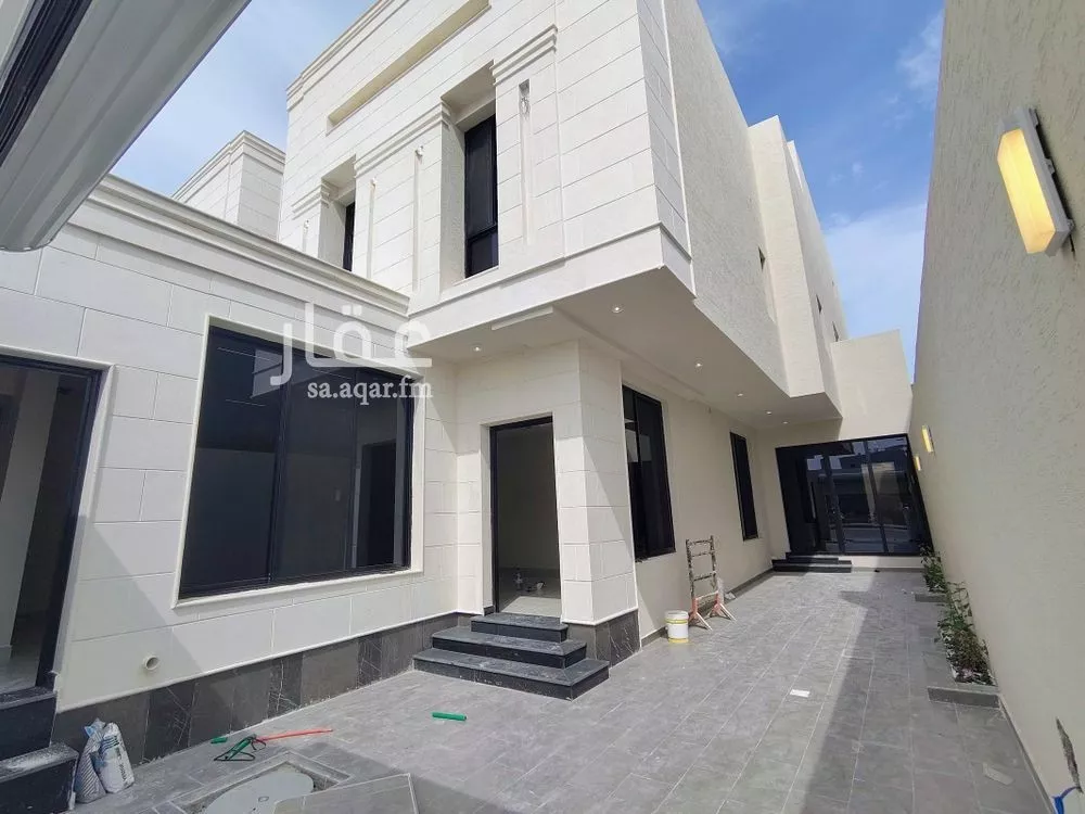 فيلا 6 غرف في اللؤلؤ 5