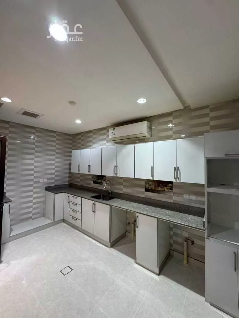 2 bedroom apartment in Hittin 8