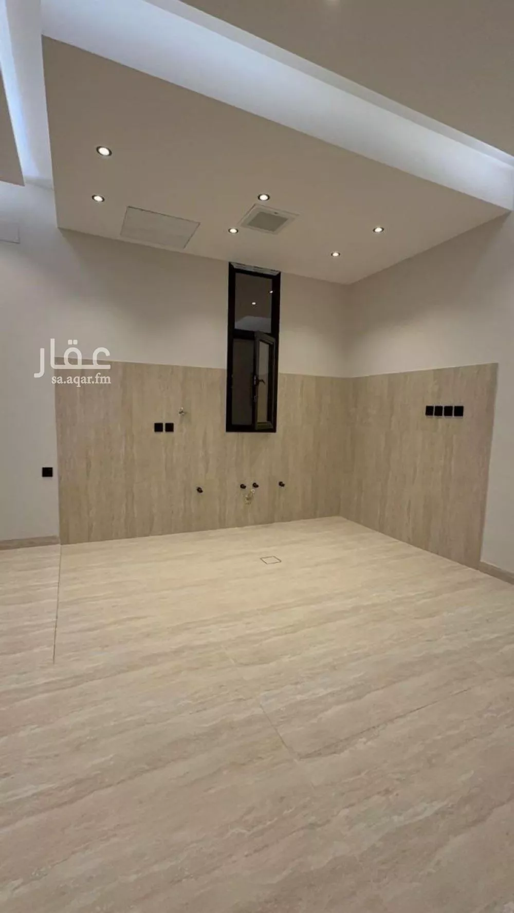 4 bedroom floor in Al Munsiyah 3