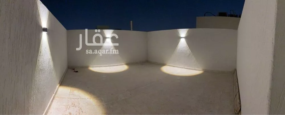 4 bedroom floor in Al Munsiyah 5