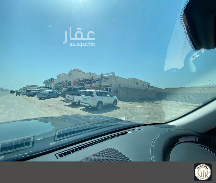 أرض 875 م² في الشراع 2