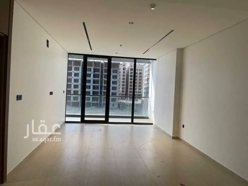 شقة 3 غرف في الخور 3