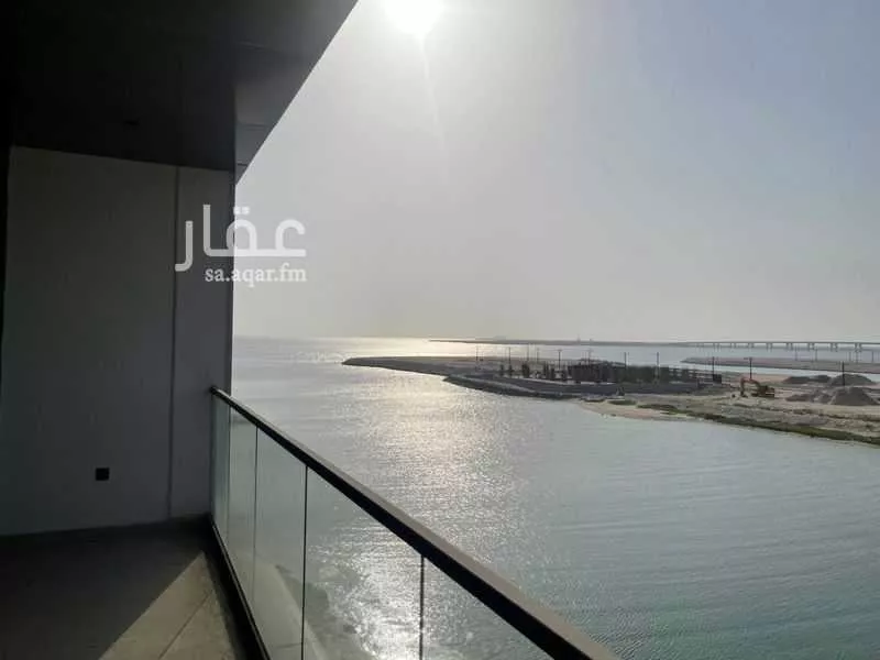 شقة 3 غرف في الخور 8