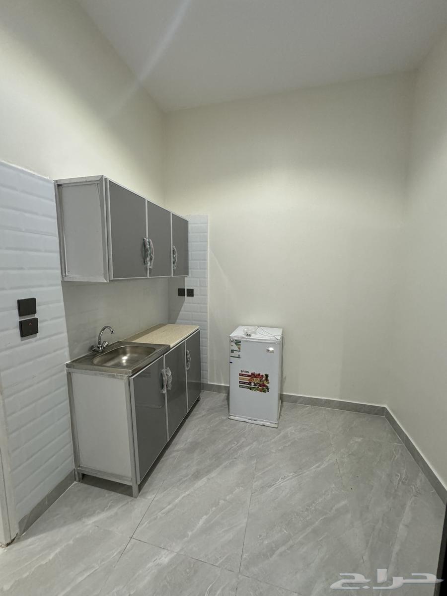 شقة 1 غرف في النسيم الغربي 3