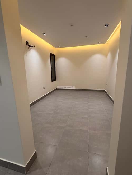 3 bedroom apartment in Al Awali 8