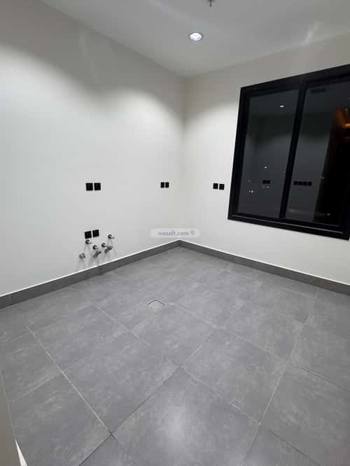 3 bedroom apartment in Al Awali 9