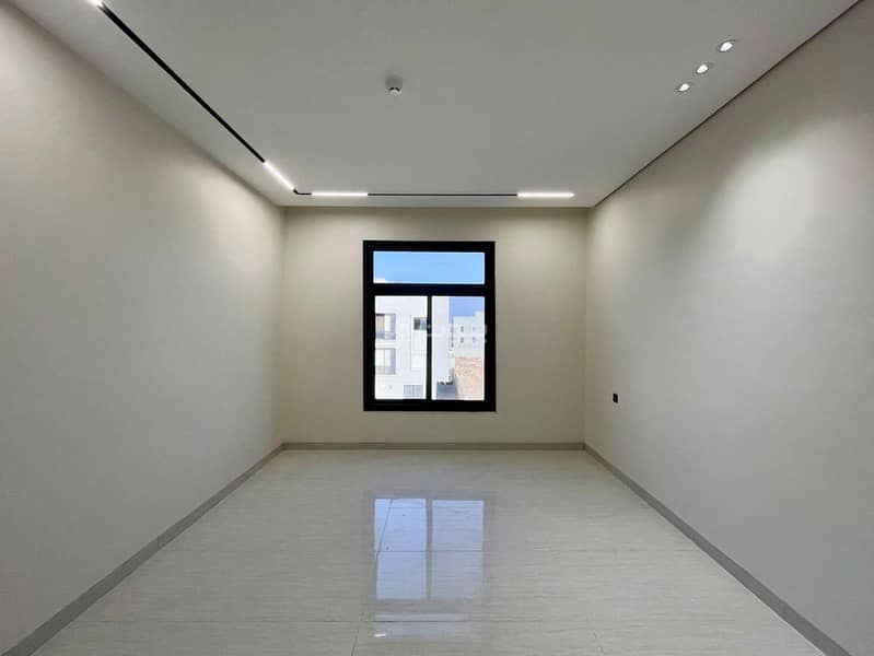 4 bedroom apartment in Al Mahdiyyah, Riyadh 17