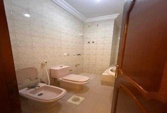 2 bedroom apartment in Al Ruwais 3