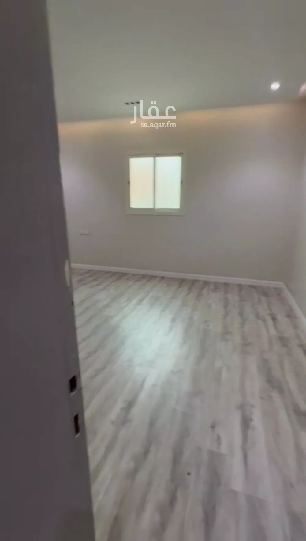 شقة 1 غرف في العقيق 10