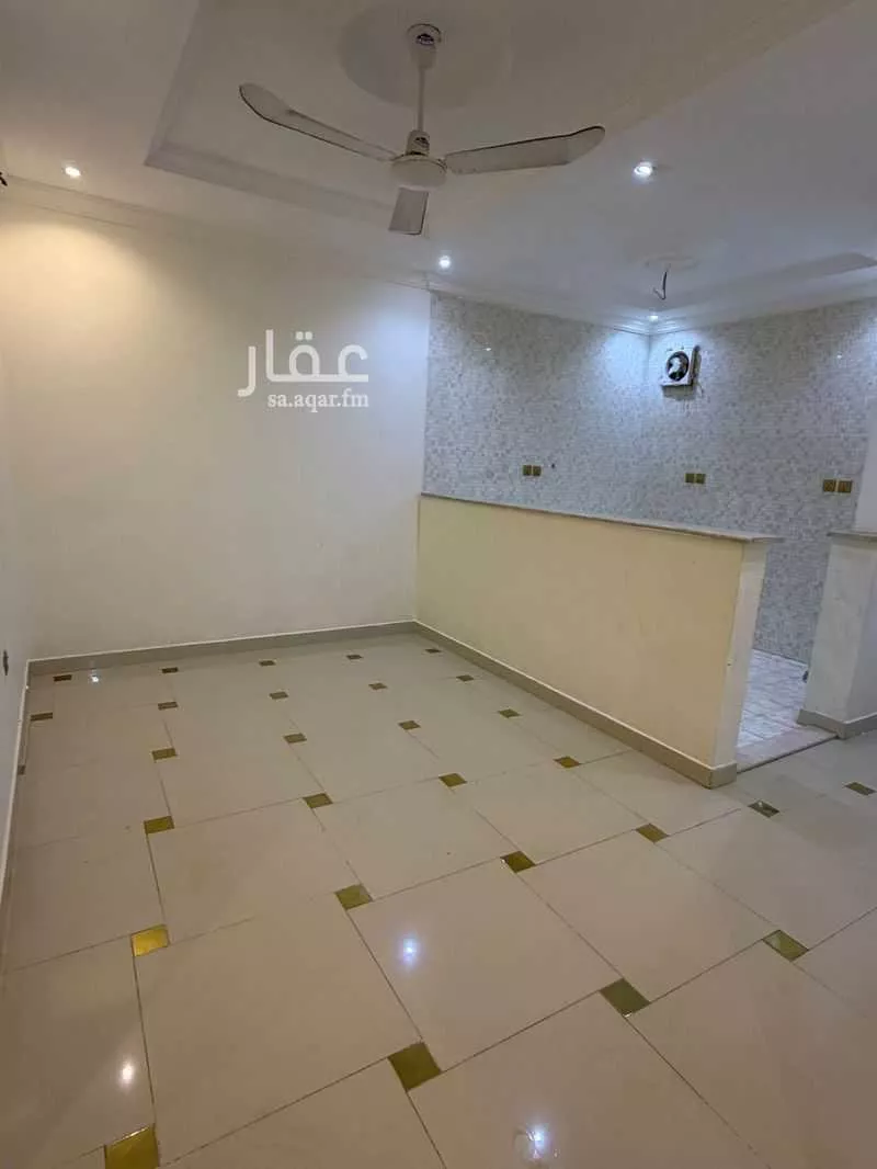 شقة 4 غرف في الريان 2