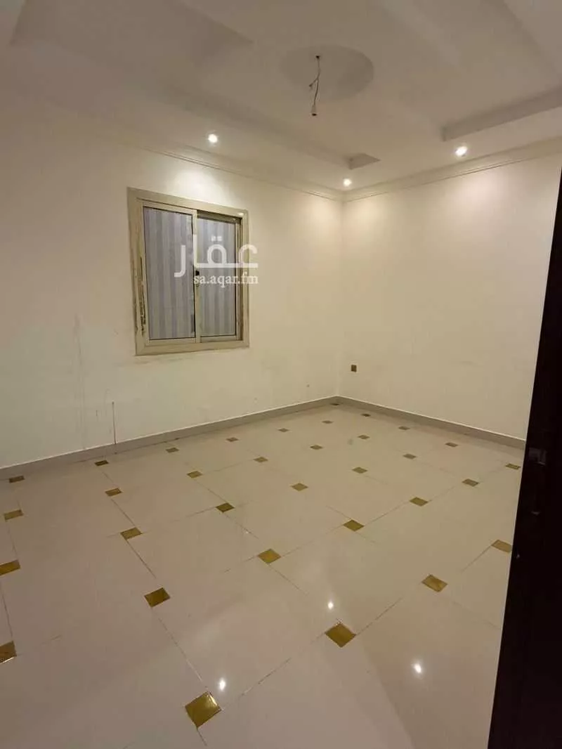 شقة 4 غرف في الريان 3