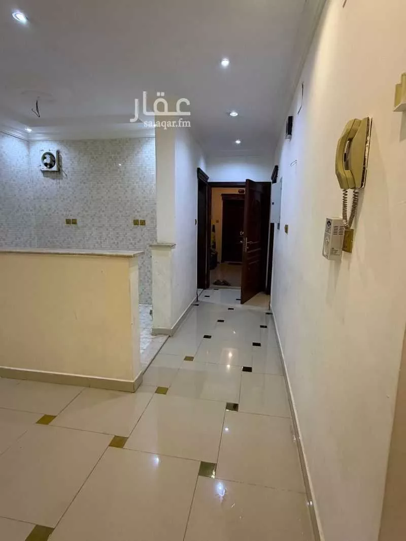 شقة 4 غرف في الريان 6