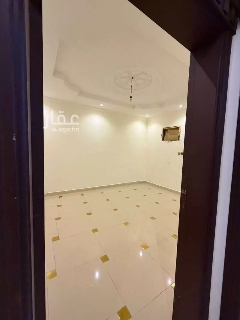 شقة 4 غرف في الريان 8