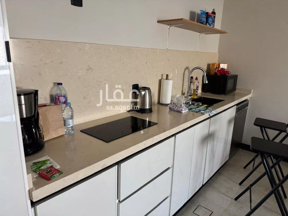 شقة 4 غرف في النرجس 10