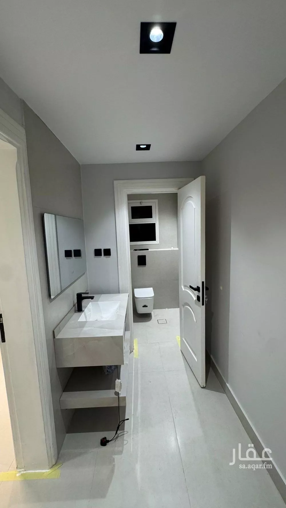 عمارة 875 م² في النزهة 7