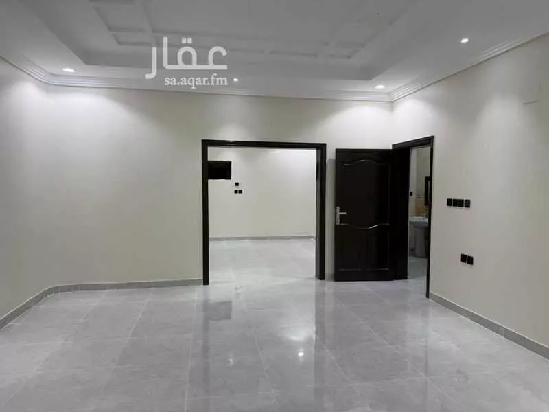 عمارة 625 م² في طيبة 6