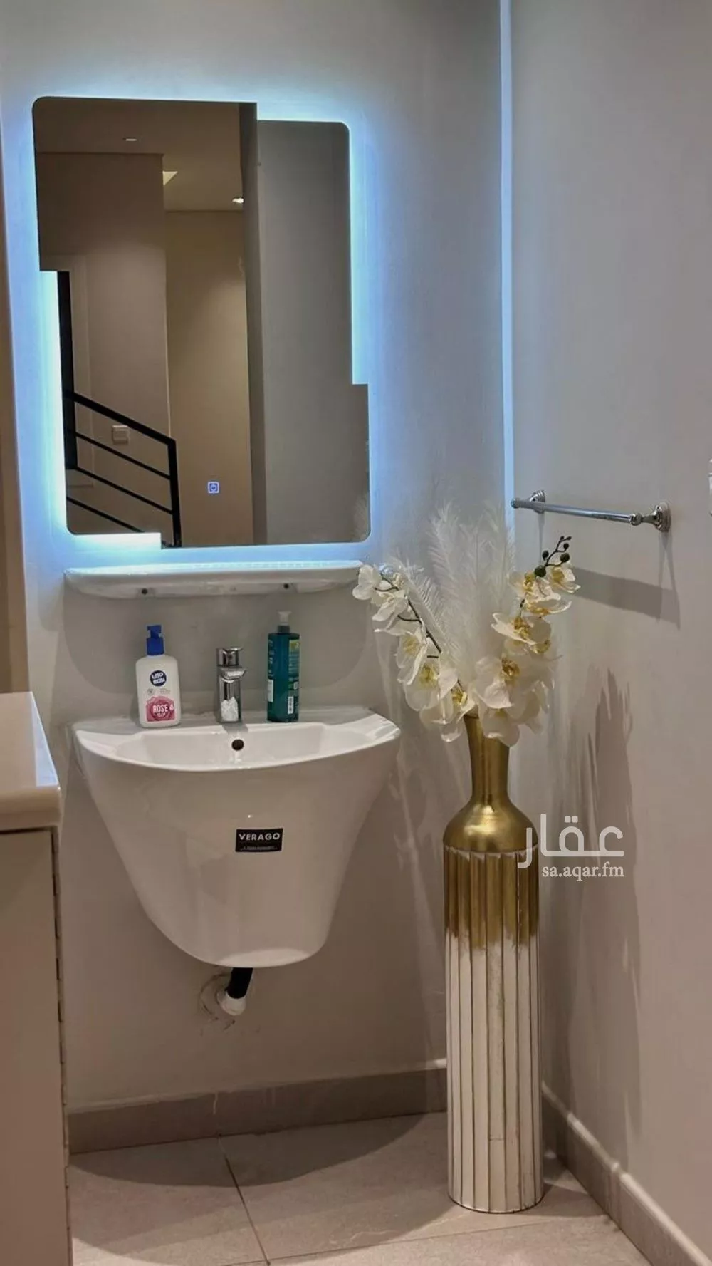 5 bedroom villa in Al Janadriyah 5