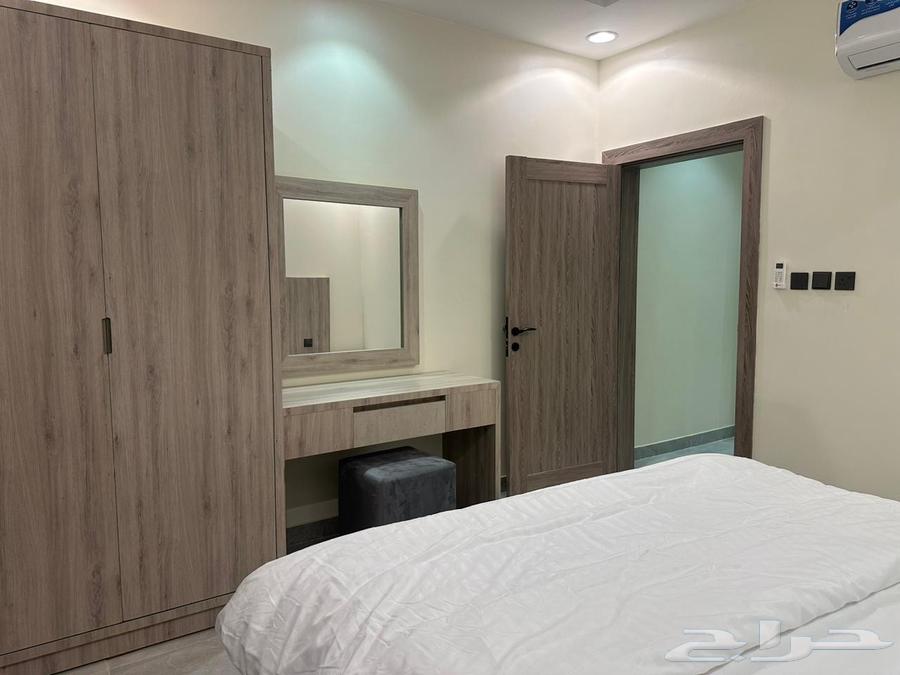 شقة 34 غرف في طيبة 9