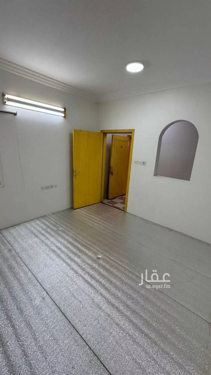 2 bedroom apartment in Al Rawdah 6