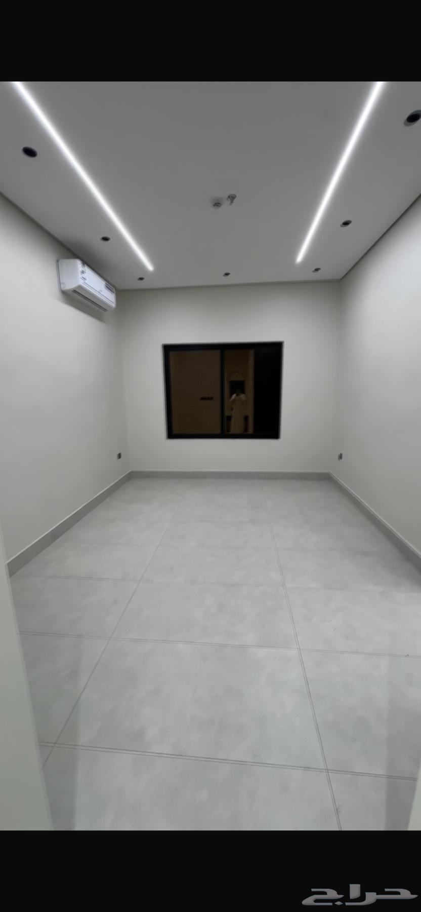 شقة 4 غرف في الحمرا 5