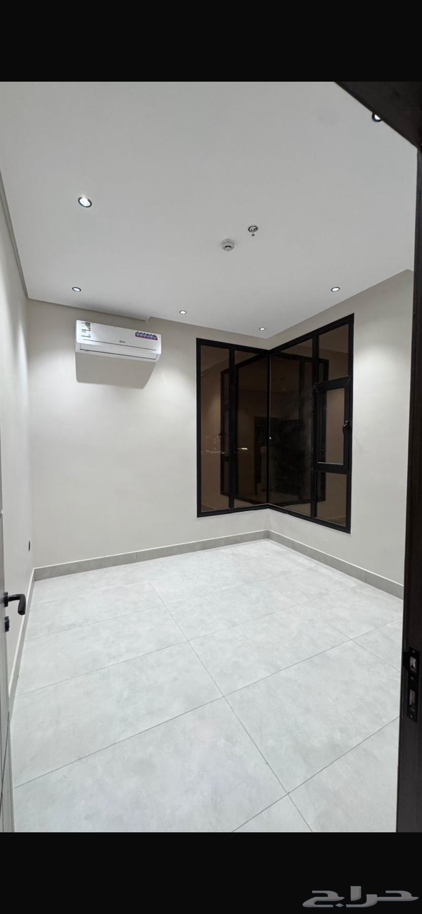 شقة 4 غرف في الحمرا 7