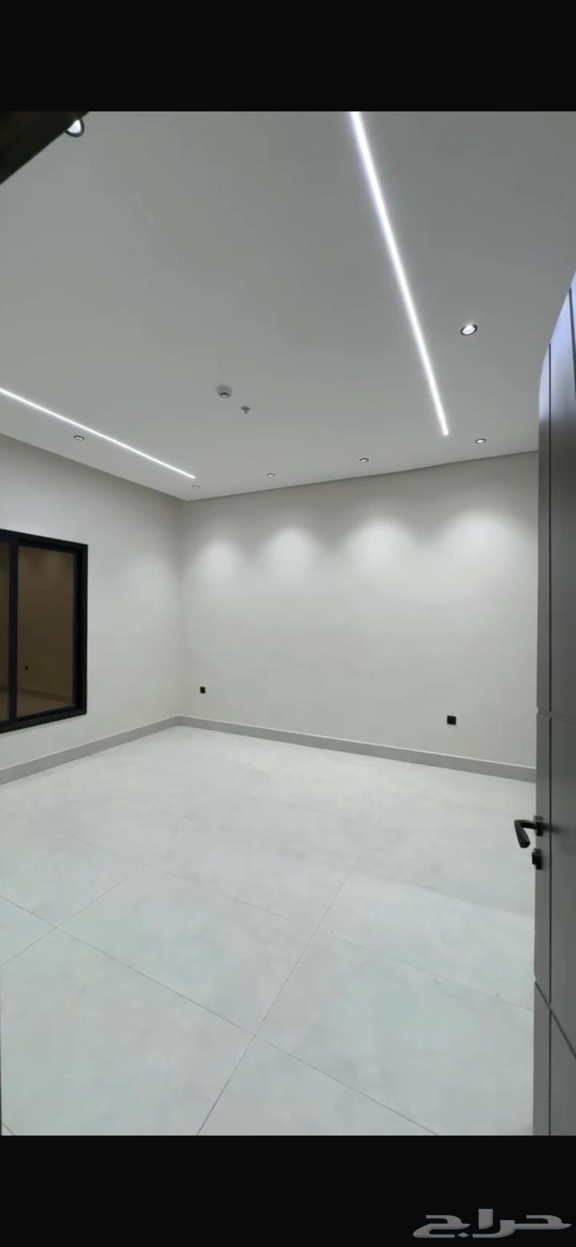 شقة 4 غرف في الحمرا 9