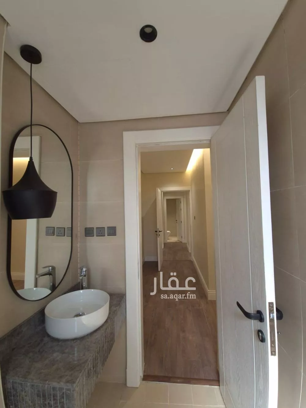 شقة 3 غرف في الملقا 2