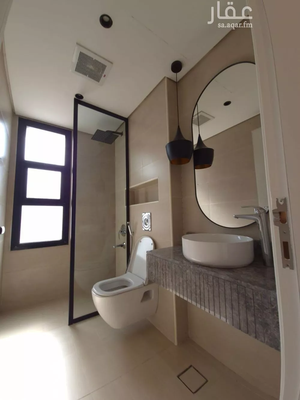 شقة 3 غرف في الملقا 15