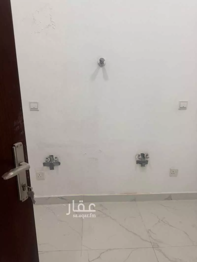 فيلا 6 غرف في الأمانة 16